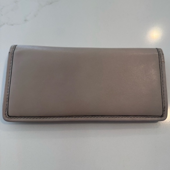 Marc Jacobs wallet - Picture 2 of 5